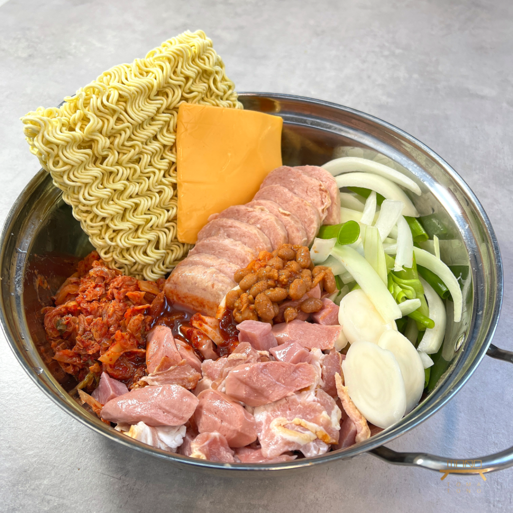부대찌개 k army stew