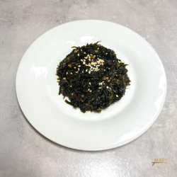 파래무침 seasoned green laver