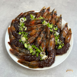 간장 깐새우장 (완조리) raw shrimp in soy sauce (cooked)