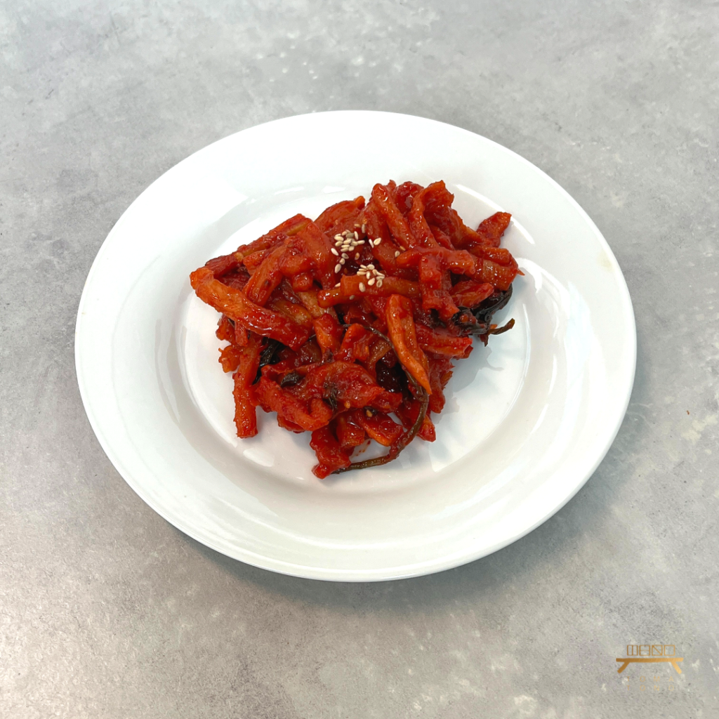 무말랭이 spicy dried radish