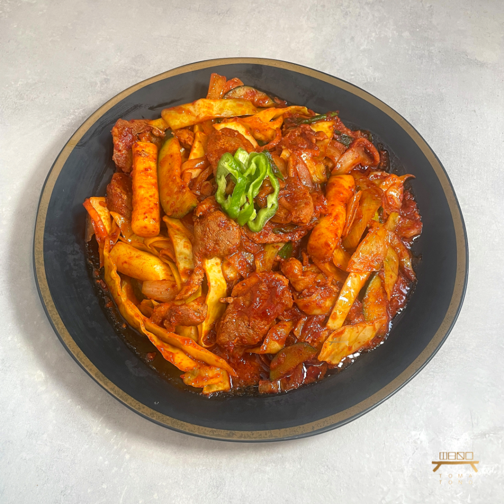 오리 주물럭 Spicy Stir Fried Duck